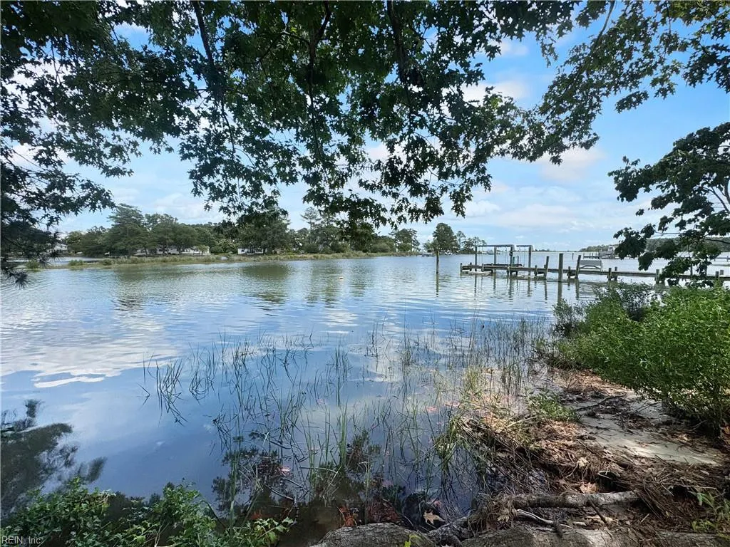 Port Haywood, Virginia 23138, United States, 3 Bedrooms Bedrooms, ,3 BathroomsBathrooms,Residential,Active,136379