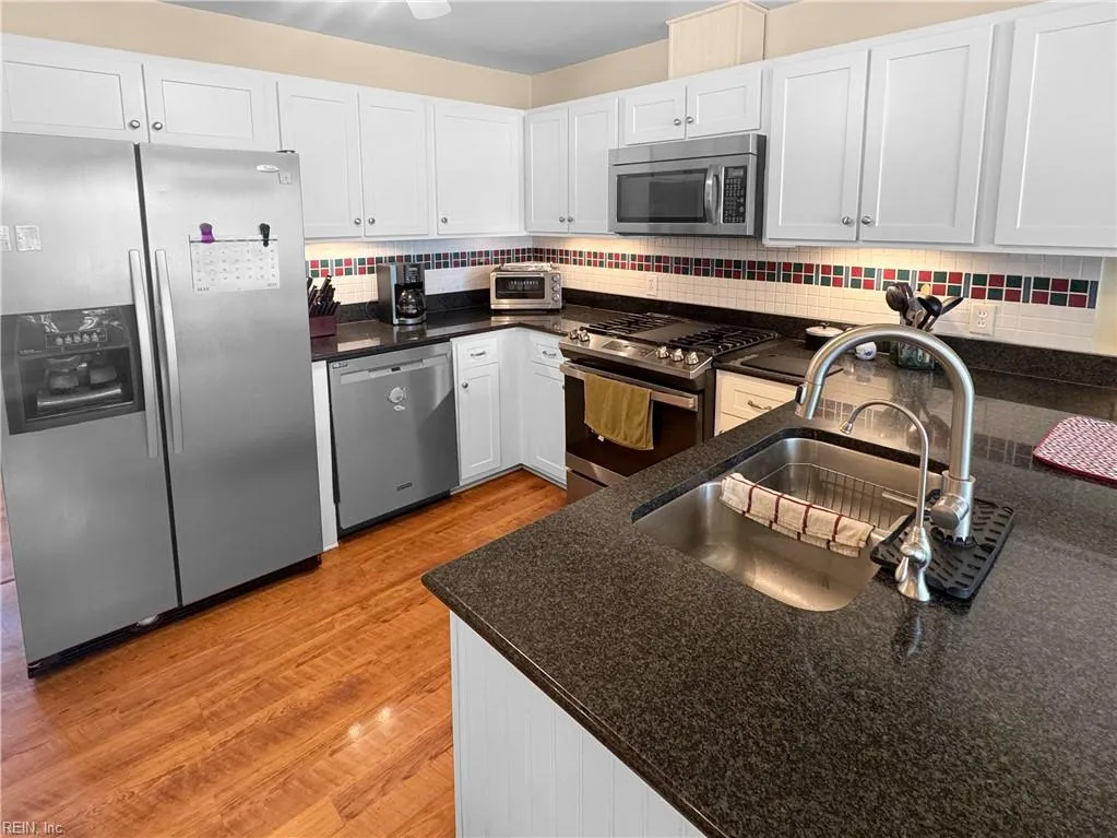 Port Haywood, Virginia 23138, United States, 3 Bedrooms Bedrooms, ,3 BathroomsBathrooms,Residential,Active,136379