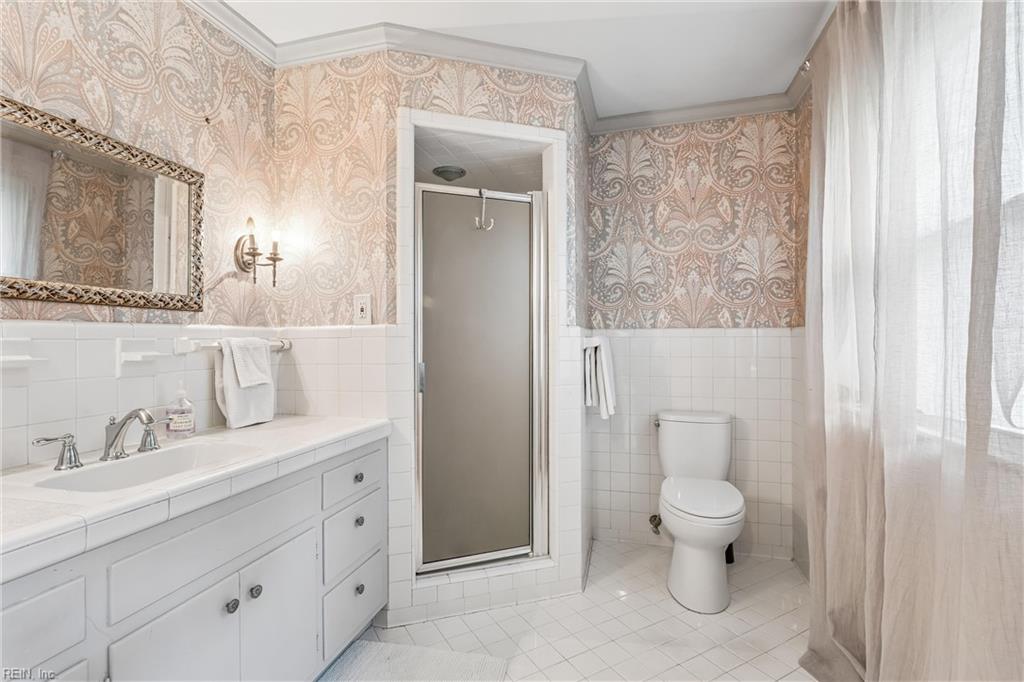 Perfectly positioned on a private, wooded .66-acre homesite overlookin – image 20