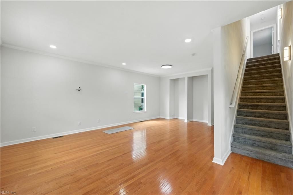 Photo of 312 W 35th Street, Norfolk, VA 23508 (MLS # 10606734)