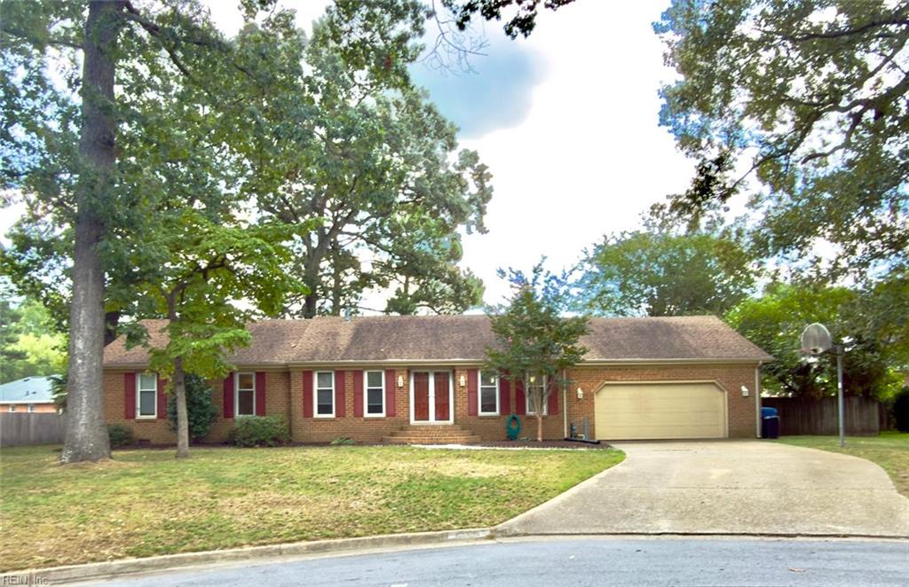Photo of 4505 Bexley Circle, Virginia Beach, VA 23455 (MLS # 10651311)