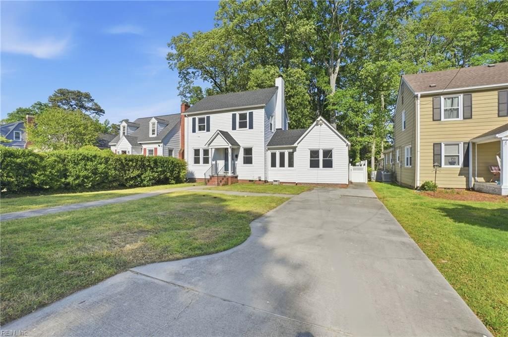 Photo of 126 Cherokee Road, Hampton, VA 23661 (MLS # 10630472)