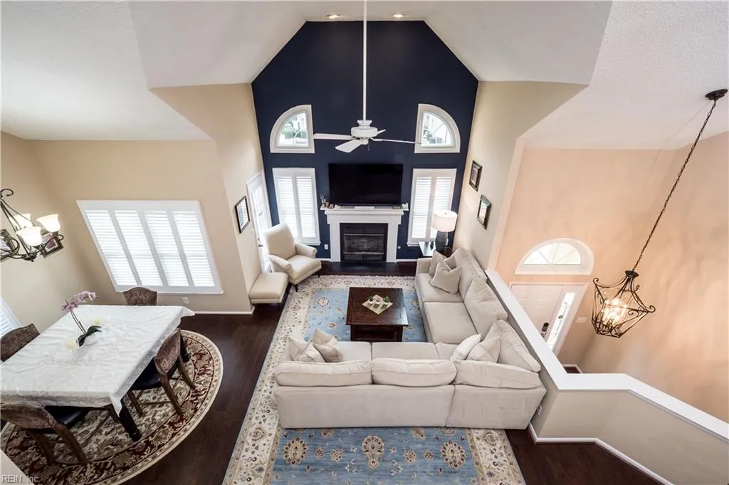 Virginia Beach, Virginia 23454, United States, 2 Bedrooms Bedrooms, ,3 BathroomsBathrooms,Residential,Active,131252