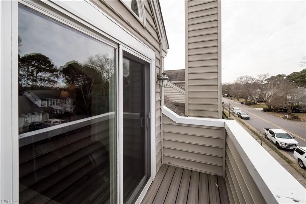 Virginia Beach, Virginia 23454, United States, 2 Bedrooms Bedrooms, ,3 BathroomsBathrooms,Residential,Active,131252