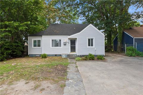 Photo of 3406 Tidewater Drive, Norfolk, VA 23509 (MLS # 10640512)