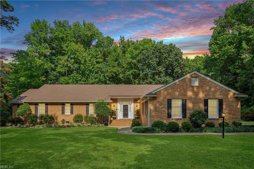 Photo of 1467 Victory Hill Road, Hayes, VA 23072 (MLS # 10649102)