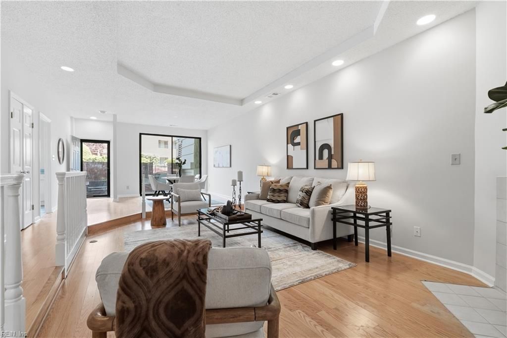 Photo of 401 College Place #13, Norfolk, VA 23510 (MLS # 10630521)