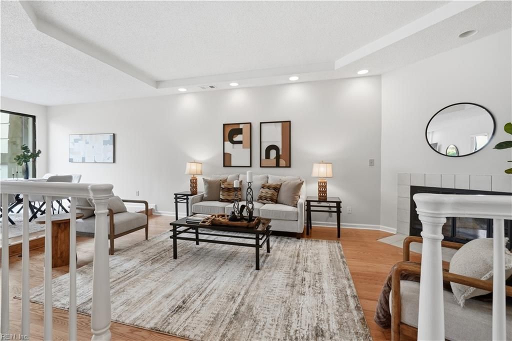 Photo of 401 College Place #13, Norfolk, VA 23510 (MLS # 10630521)