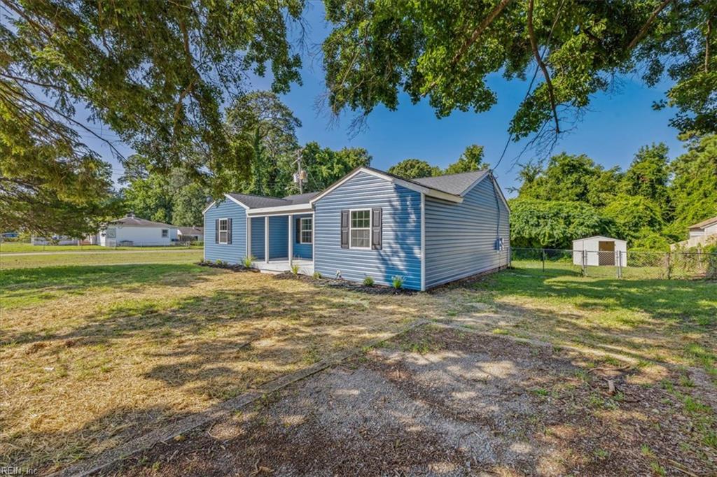 Photo of 8231 Simons Drive, Norfolk, VA 23505 (MLS # 10650935)