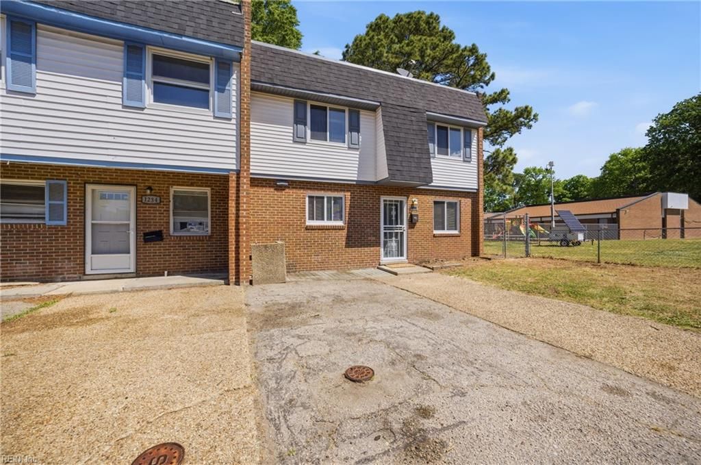 Photo of 1236 Curie Court, Norfolk, VA 23513 (MLS # 10630865)