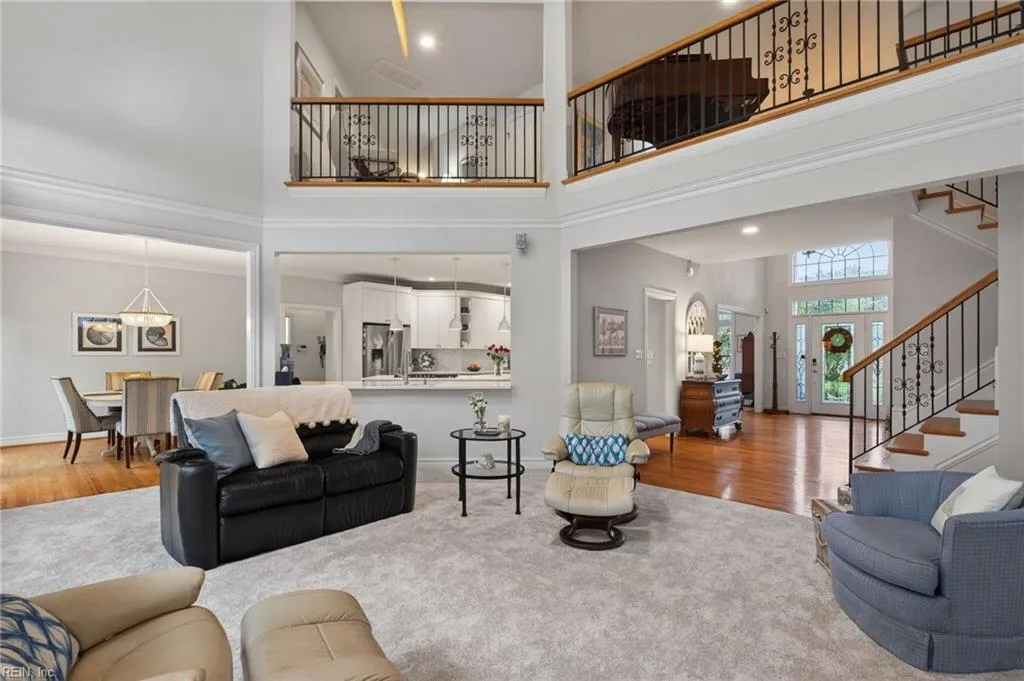 Virginia Beach, Virginia 23456, United States, 6 Bedrooms Bedrooms, ,5 BathroomsBathrooms,Residential,Active,254586