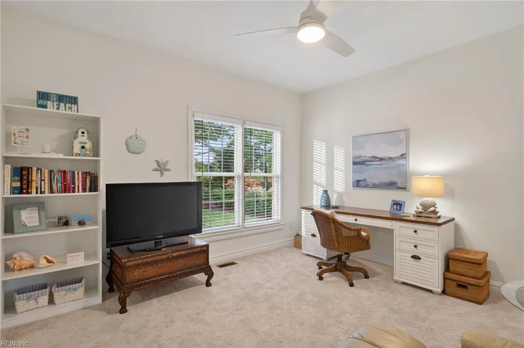 Virginia Beach, Virginia 23456, United States, 6 Bedrooms Bedrooms, ,5 BathroomsBathrooms,Residential,Active,254586