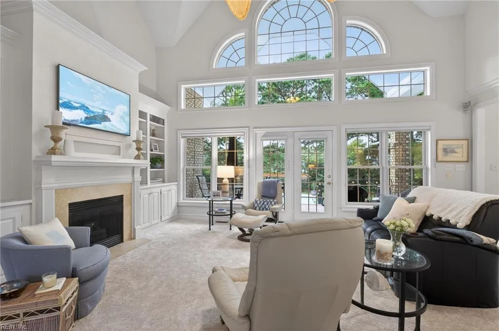 Virginia Beach, Virginia 23456, United States, 6 Bedrooms Bedrooms, ,5 BathroomsBathrooms,Residential,Active,254586