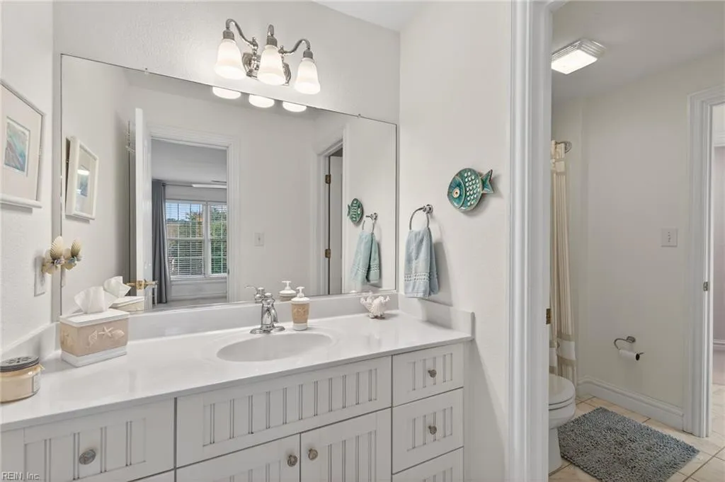 Virginia Beach, Virginia 23456, United States, 6 Bedrooms Bedrooms, ,5 BathroomsBathrooms,Residential,Active,254586