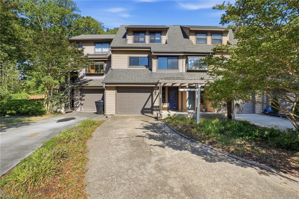 Photo of 2203 Hermit Thrush Lane, Virginia Beach, VA 23455 (MLS # 10633500)