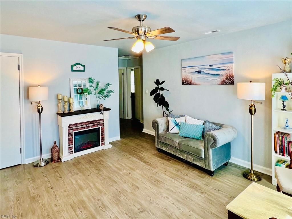 Photo of 200 Bob White Street, Portsmouth, VA 23701 (MLS # 10627484)