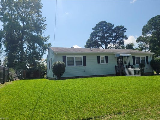 221 PICARD DR, NEWPORT NEWS, VA 23602 - Image a96f5fadc87e386f96c7dde5d14f92fa/3328239823