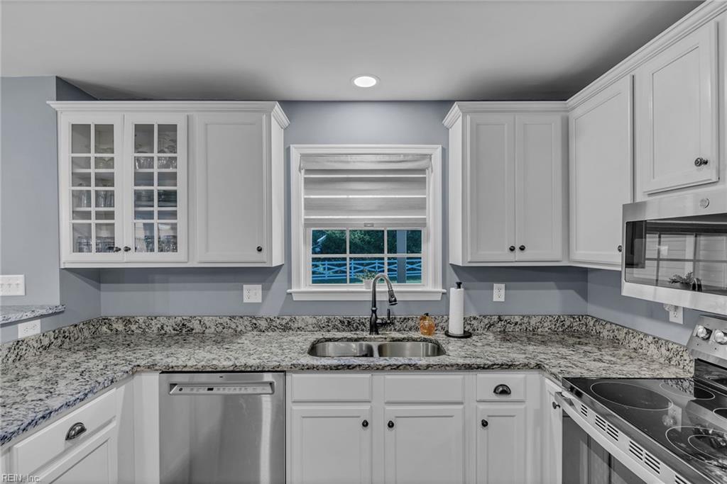 Photo of 8922 E Colonial Trail, Smithfield, VA 23430 (MLS # 10653867)