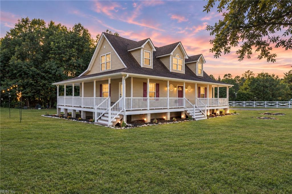 Photo of 8922 E Colonial Trail, Smithfield, VA 23430 (MLS # 10653867)