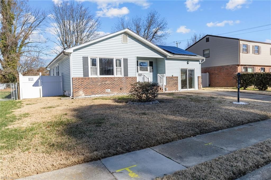 Photo of 4 Rendon Drive, Hampton, VA 23666 (MLS # 10614822)