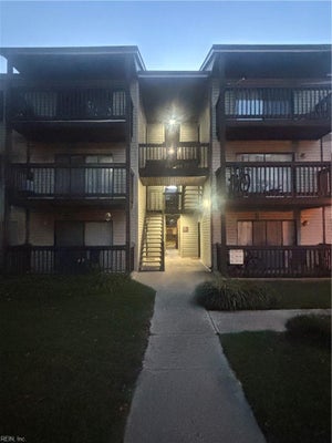 144 WELLS CT APT 2, HAMPTON, VA 23666 - Image a9b9b3a2a1ca86e3a95df461a81c29f2/2642301953