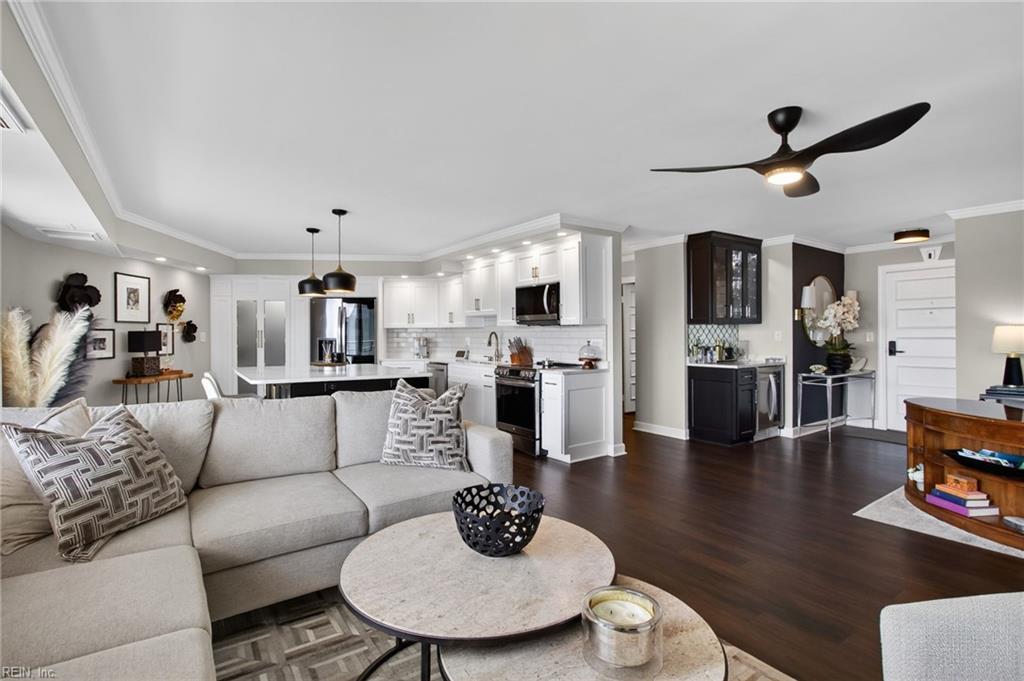 Photo of 3810 Atlantic Avenue #1105, Virginia Beach, VA 23451 (MLS # 10658724)