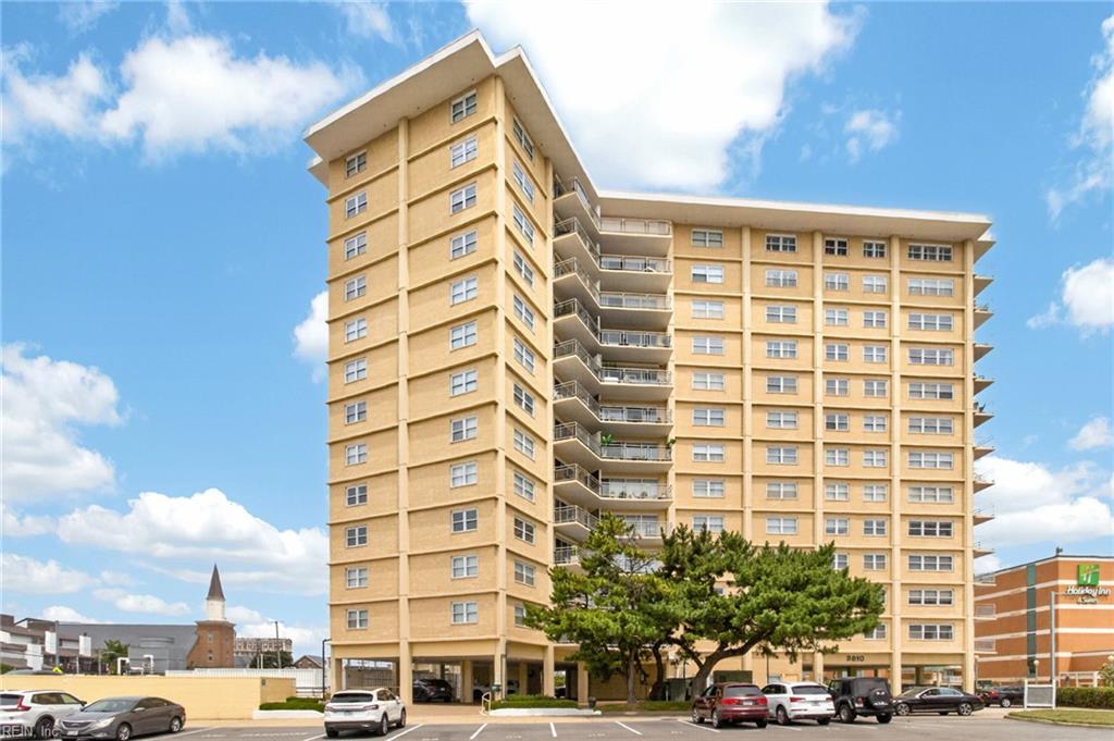 Photo of 3810 Atlantic Avenue #1105, Virginia Beach, VA 23451 (MLS # 10658724)