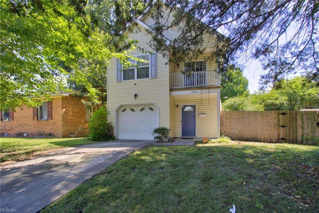 Photo of 904 Dogwood Terrace, Norfolk, VA 23502 (MLS # 10648164)
