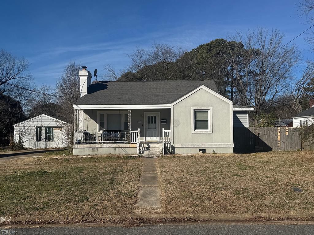 Photo of 2004 Oregon Avenue, Portsmouth, VA 23701 (MLS # 10617242)