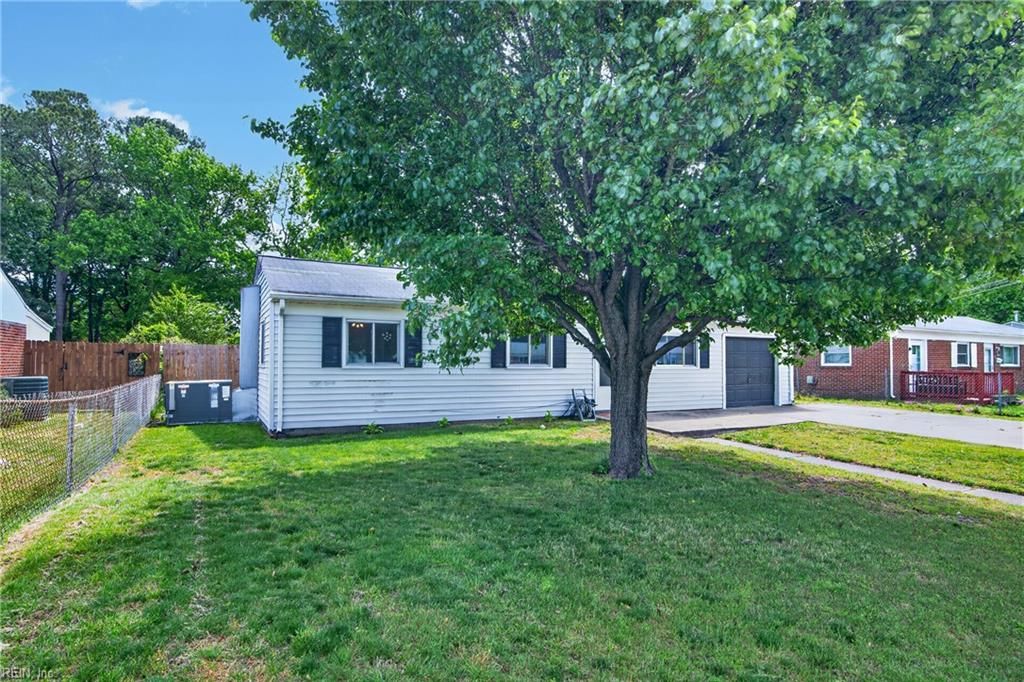 Photo of 1922 Beall Drive, Hampton, VA 23663 (MLS # 10633069)