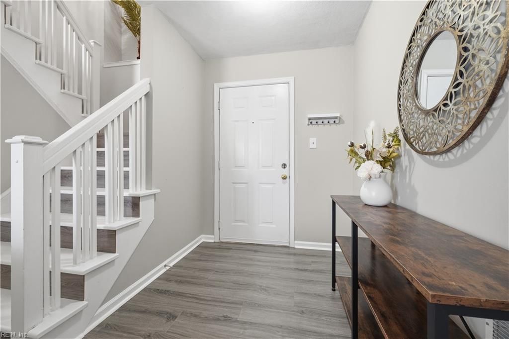 Photo of 704 Inlet Quay #J, Chesapeake, VA 23320 (MLS # 10624805)