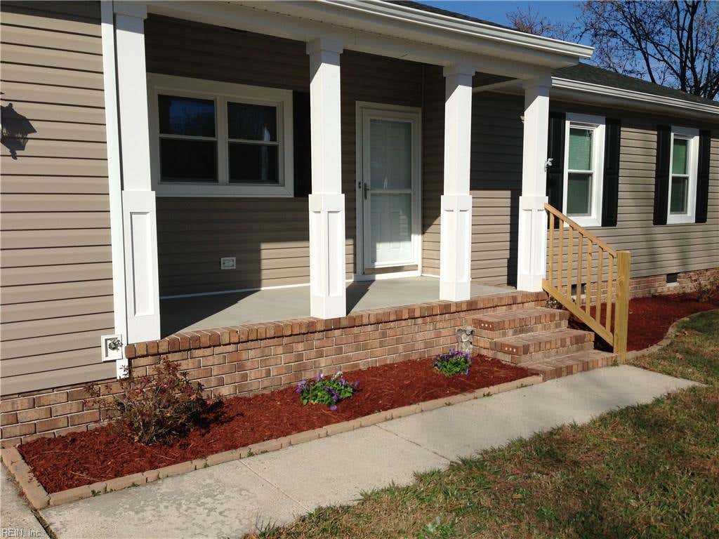 Photo of 12 Waterview Point, Hampton, VA 23666 (MLS # 10647262)