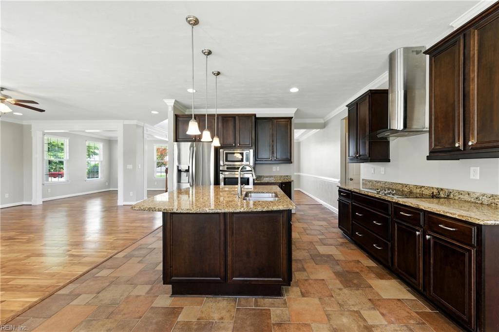 Photo of 717 Tyler Way #2332, Chesapeake, VA 23322 (MLS # 10648914)