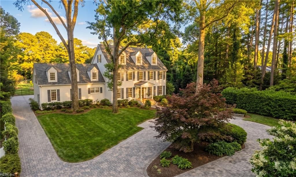 Photo of 703 Circle Lane, Virginia Beach, VA 23451 (MLS # 10636070)