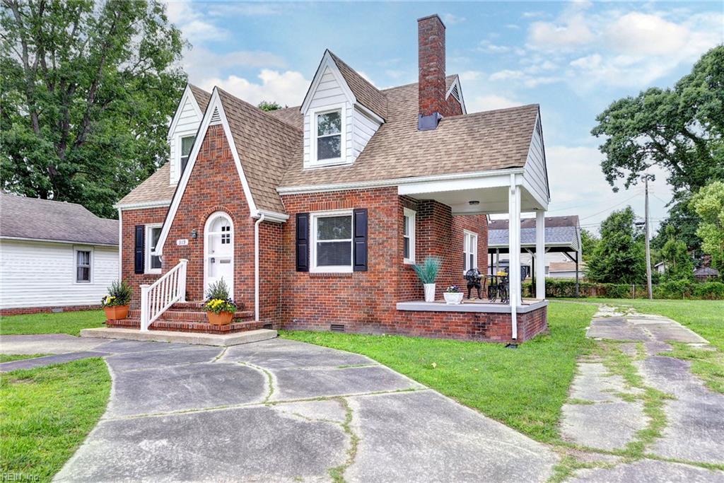 319 Greenbriar AVE