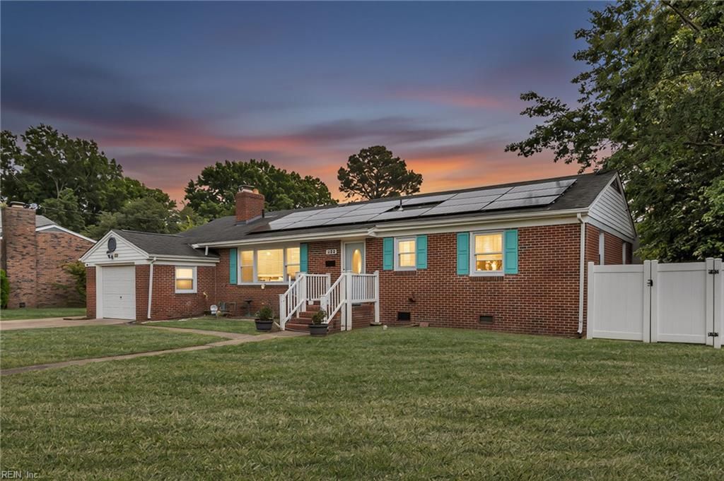 Photo of 409 Shoreline Drive, Hampton, VA 23669 (MLS # 10632990)