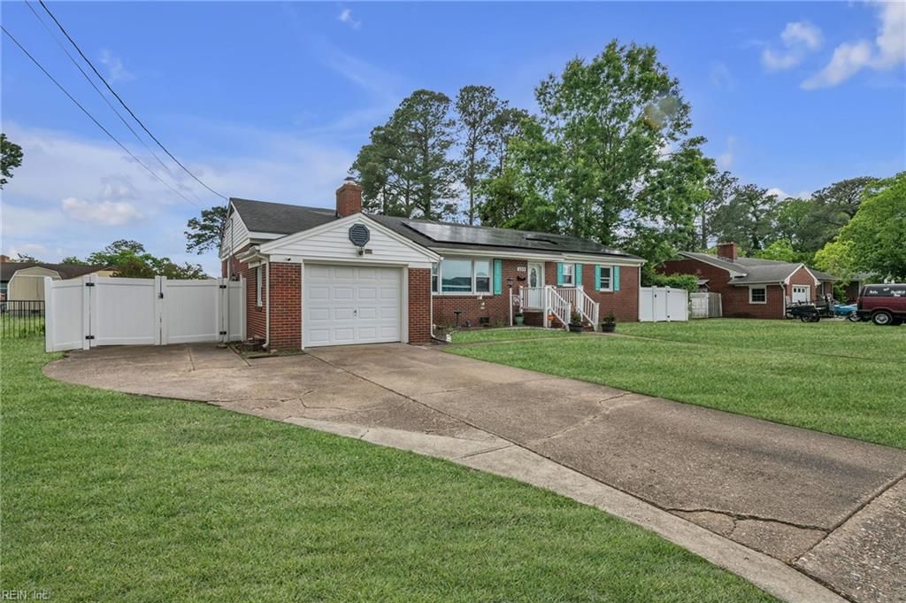 Photo of 409 Shoreline Drive, Hampton, VA 23669 (MLS # 10632990)