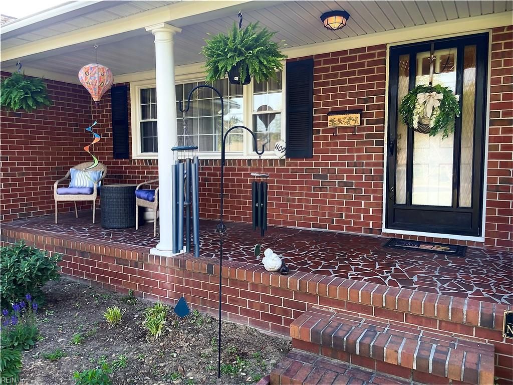 Photo of 1109 Five Forks Road, Virginia Beach, VA 23455 (MLS # 10629826)