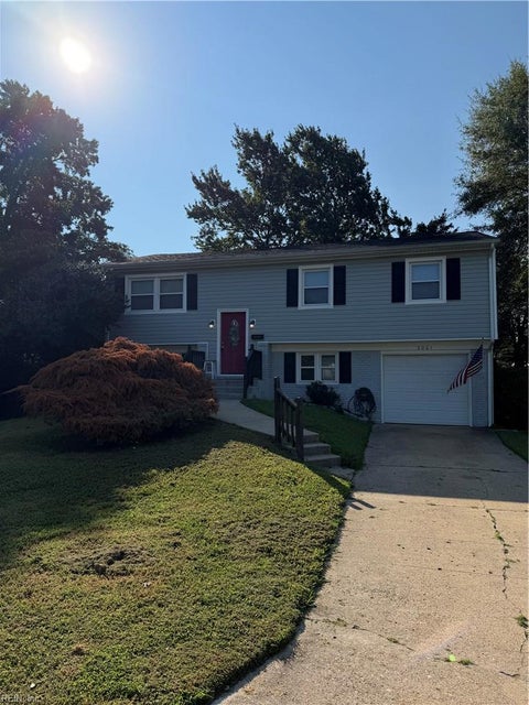 Photo of 3061 Ole Towne Lane, Virginia Beach, VA 23452 (MLS # 10652351)