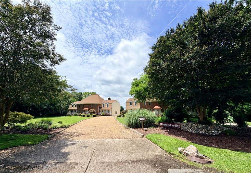 Photo of 418 Robin Road, Portsmouth, VA 23701 (MLS # 10641946)