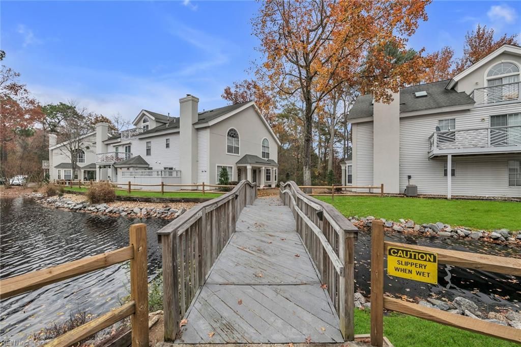 Photo of 517 Seahorse Run, Chesapeake, VA 23320 (MLS # 10613888)