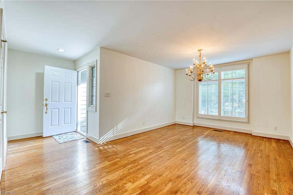 Photo of 148 The Green, Williamsburg, VA 23185 (MLS # 10636385)