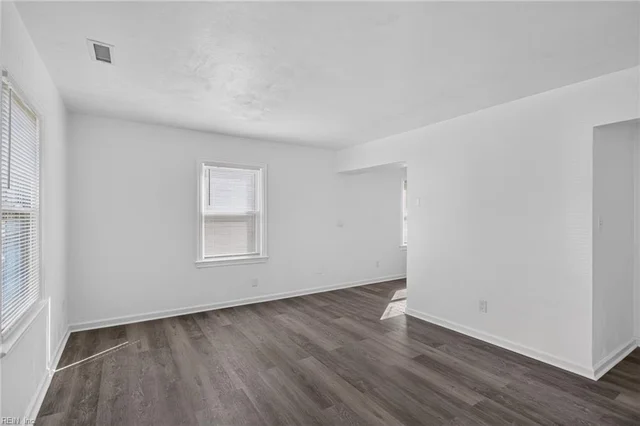 137 Clifton Street, photo 4 of 22