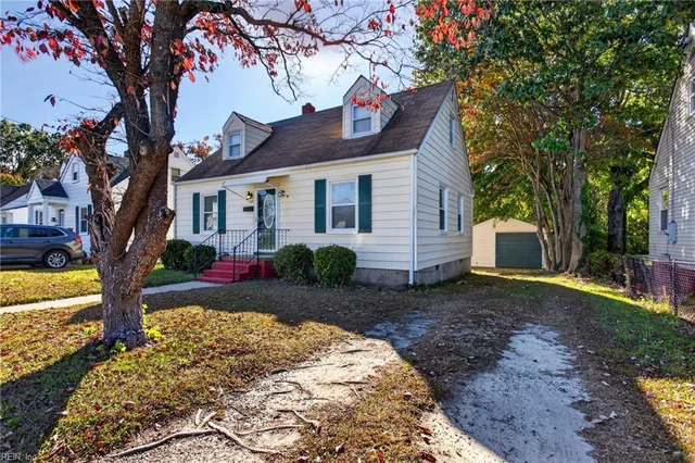 137 Clifton Street, photo 2 of 22