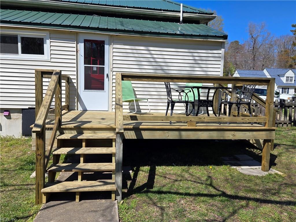 Photo of 21464 Twin Hill Lane, Carrollton, VA 23314 (MLS # 10653378)