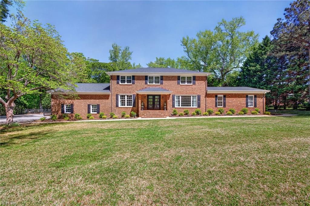 Photo of 304 Jule Drive, Chesapeake, VA 23322 (MLS # 10629725)