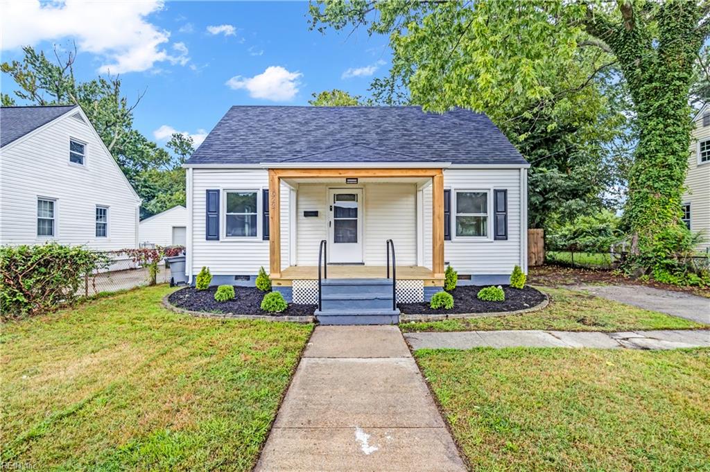 Photo of 623 Chapel Street, Hampton, VA 23669 (MLS # 10650729)