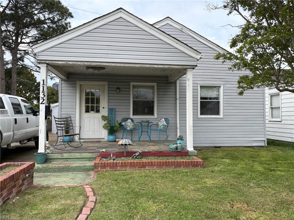 1132 W Ocean View AVE