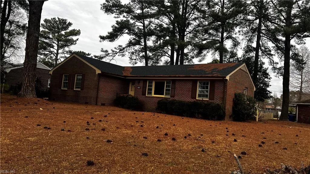 Portsmouth, Virginia 23703, United States, 3 Bedrooms Bedrooms, ,3 BathroomsBathrooms,Residential,Pending,12258