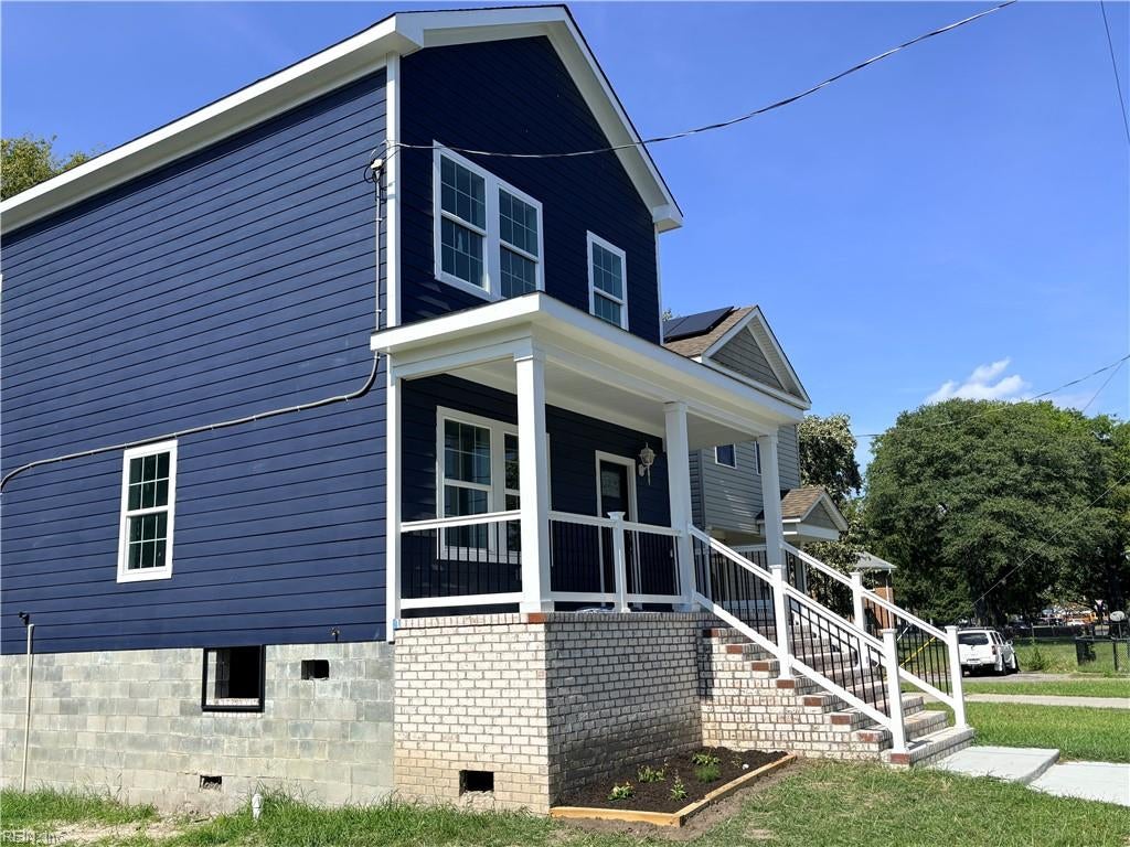 Photo of 739 Roswell Avenue, Norfolk, VA 23504 (MLS # 10653857)